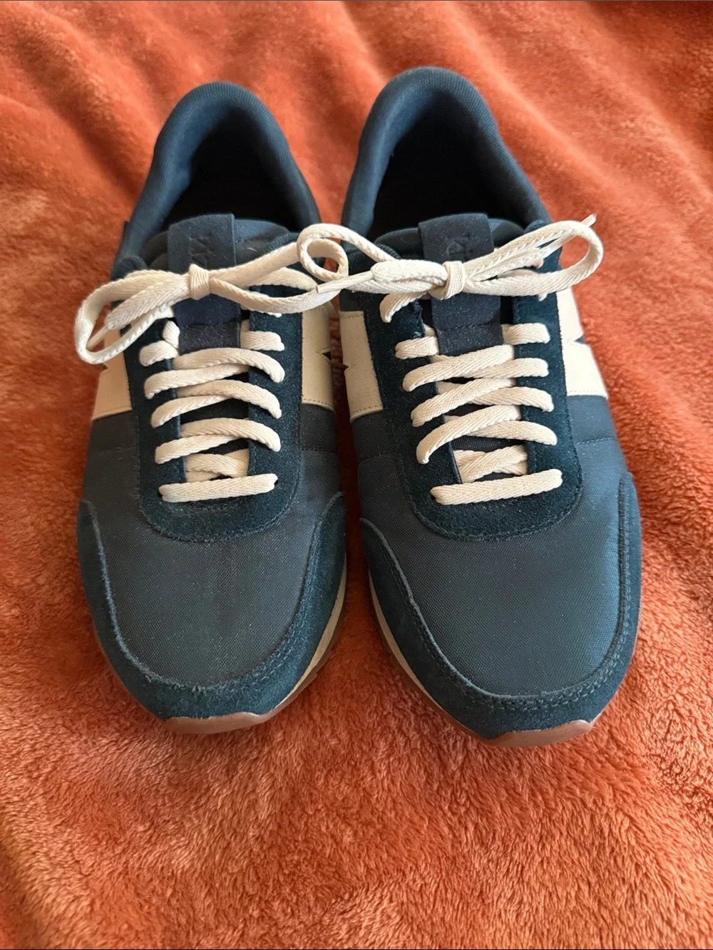 Men's Navy and White Retro Runner Sneakers